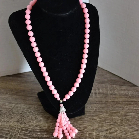 Vintage Beaded Tassle Necklace - Picture 4 of 7